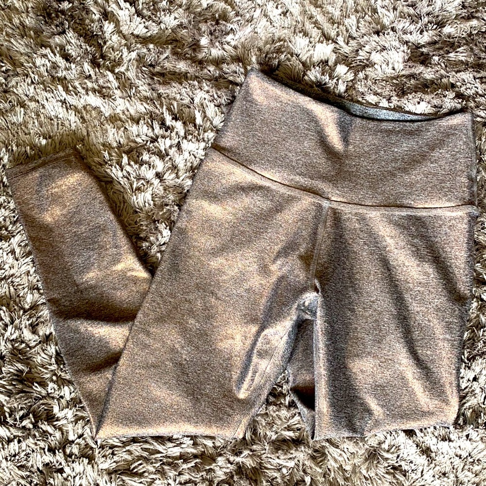 Beyond Yoga Metallic Gold Yoga Pants Medium